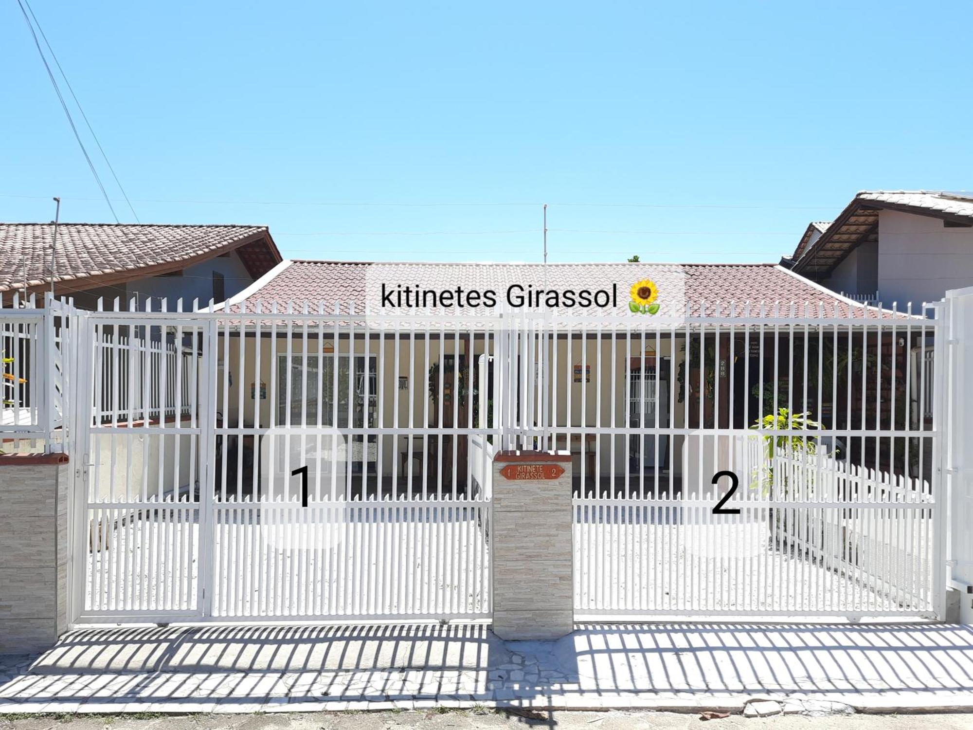 Kitinete Girassol 1 - Penha Sc - Beto Carrero Villa Exterior photo